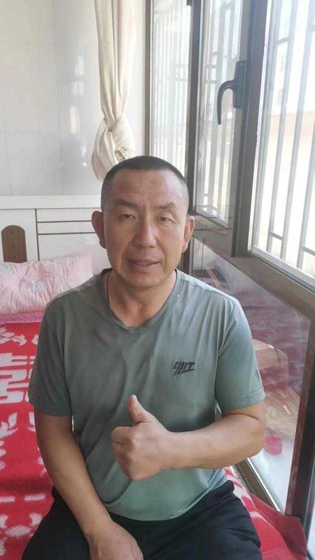 �� �� �ߣ�����ÿһ��