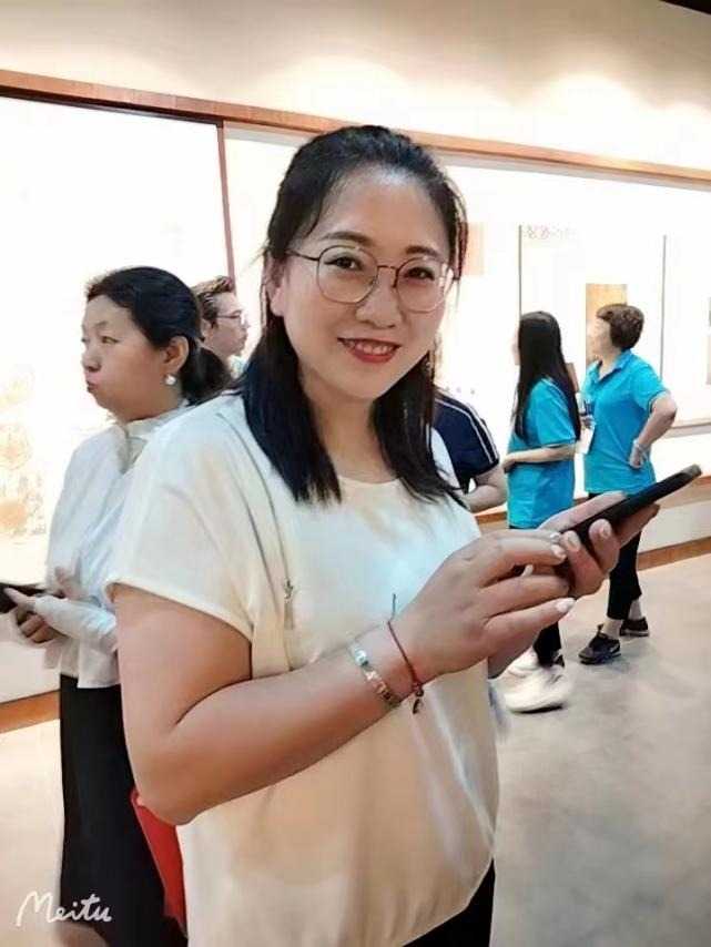   ߣ